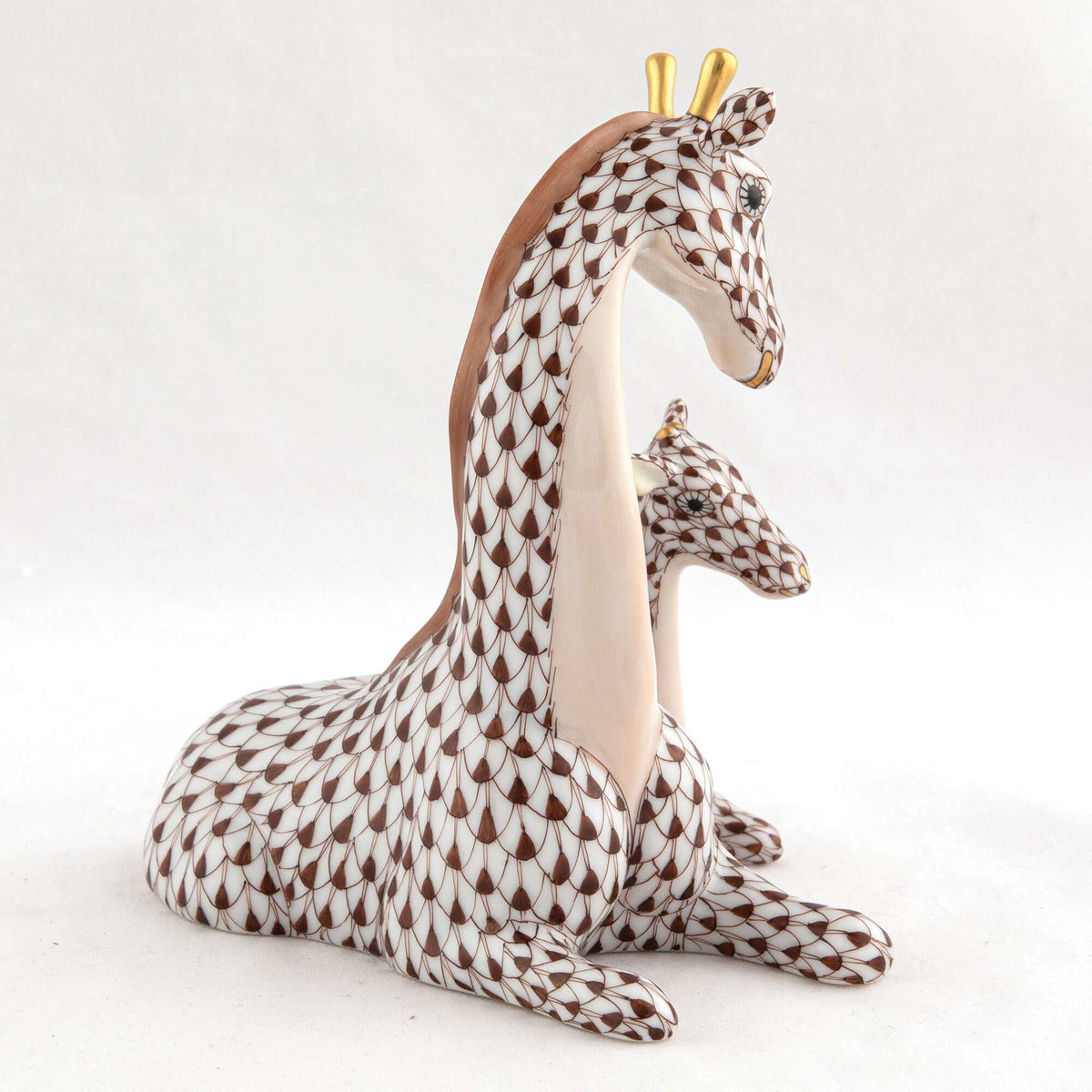 Herend Mother and Baby Giraffe Figurine – Chocolate, alternate view