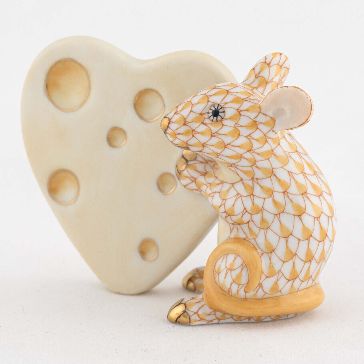 Herend Mouse with Heart Cheese Figurine – Butterscotch, alternate view