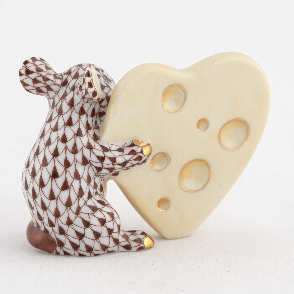 Herend Mouse with Heart Cheese Figurine – Chocolate, alternate view