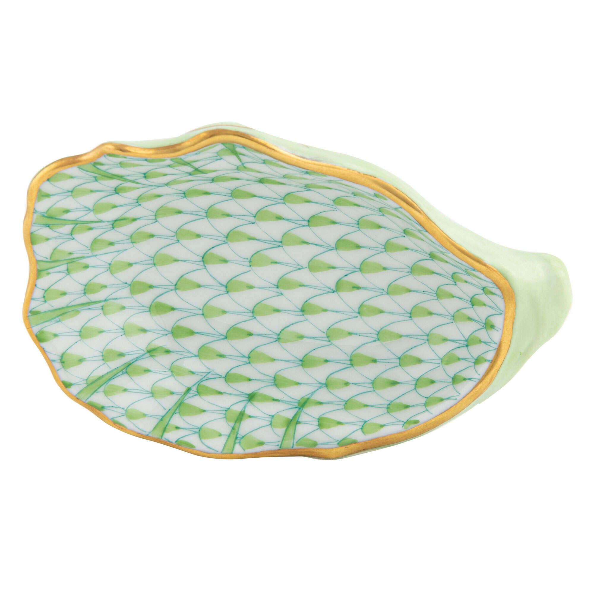 Herend Oyster Shell Figurine porcelain figurine painted in the Key Lime fishnet pattern