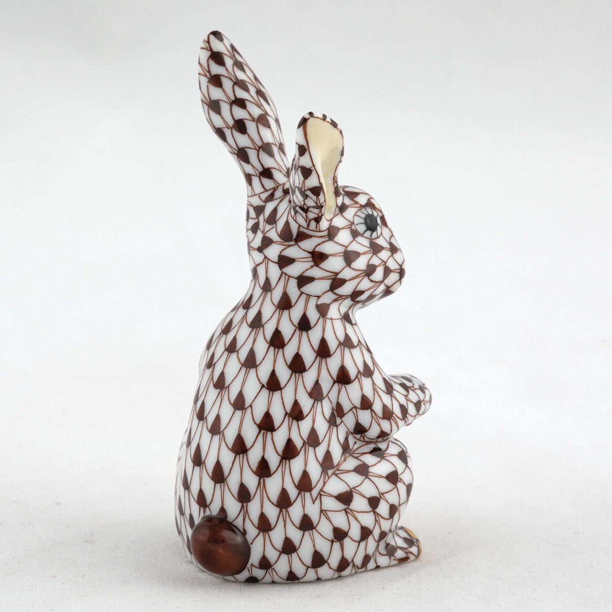 Herend Pickleball Bunny Figurine – Chocolate, alternate view