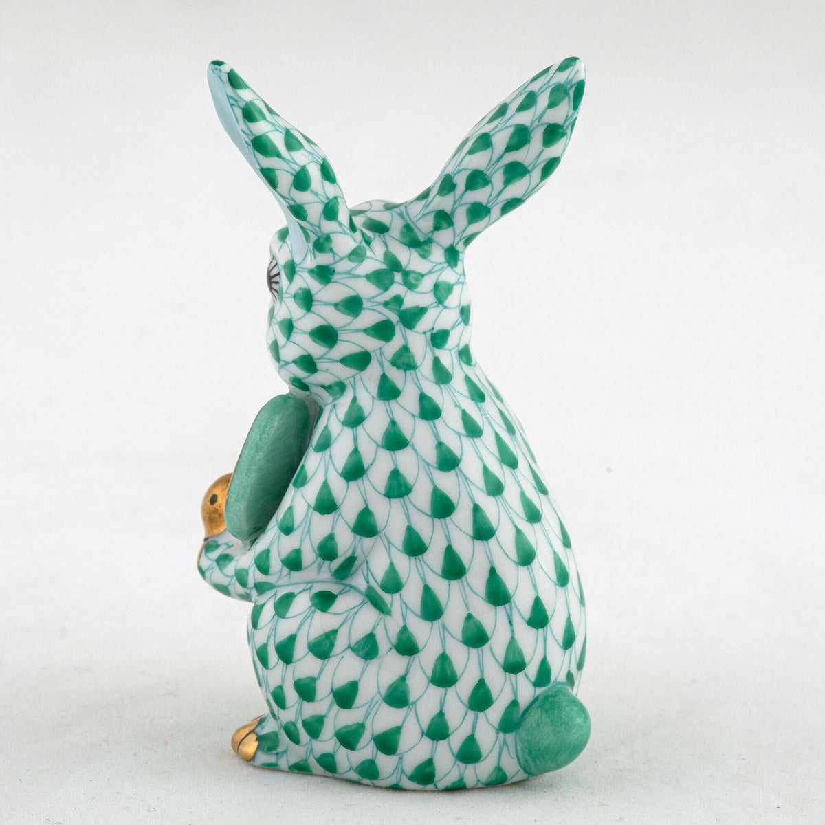 Herend Pickleball Bunny Figurine – Green, alternate view