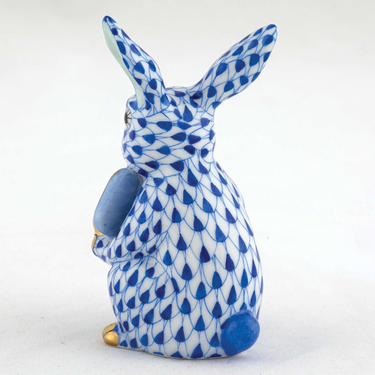 Herend Pickleball Bunny Figurine – Sapphire, alternate view