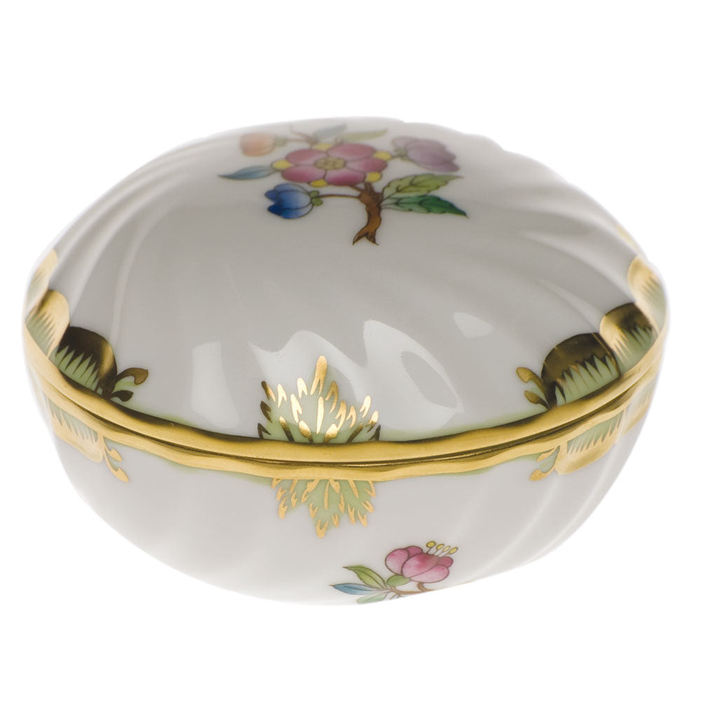 Hand-painted Herend Ring Box in fine porcelain, 2.75in D, on a white background