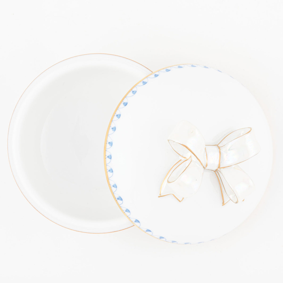 Herend Round Box with Bow – Blue, alternate view