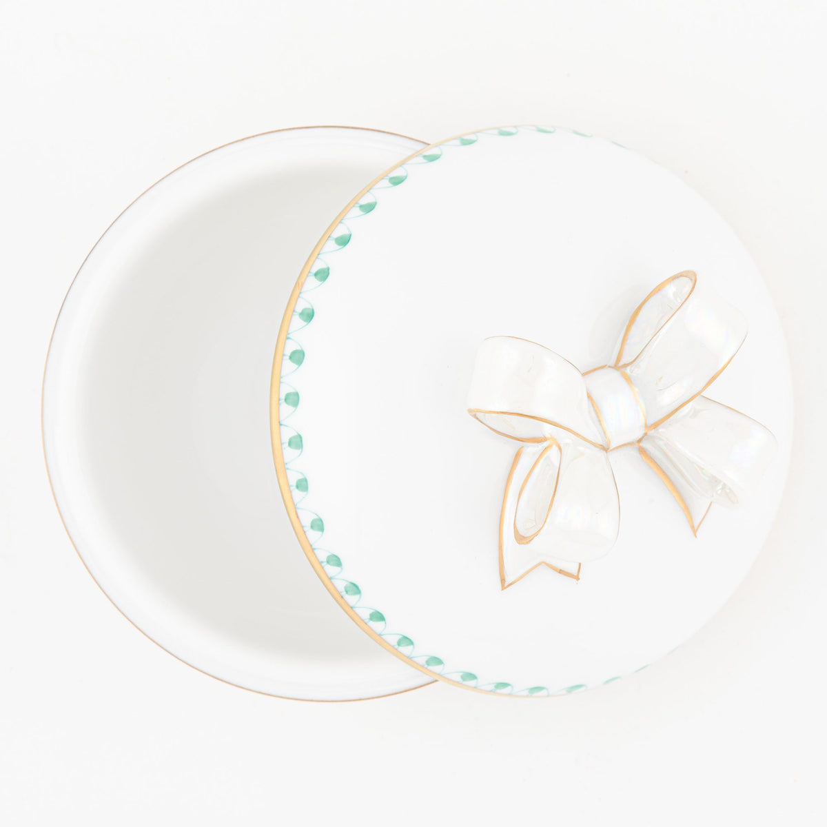 Herend Round Box with Bow – Green, alternate view