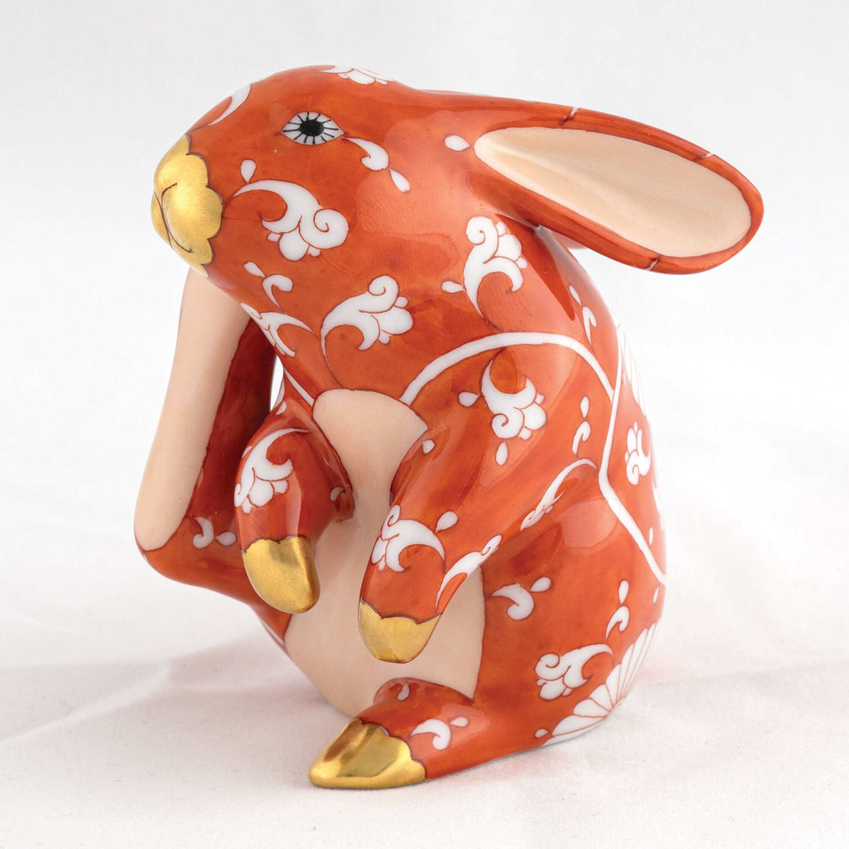 Herend Scratching Bunny Figurine – Chrysanthemum, alternate view
