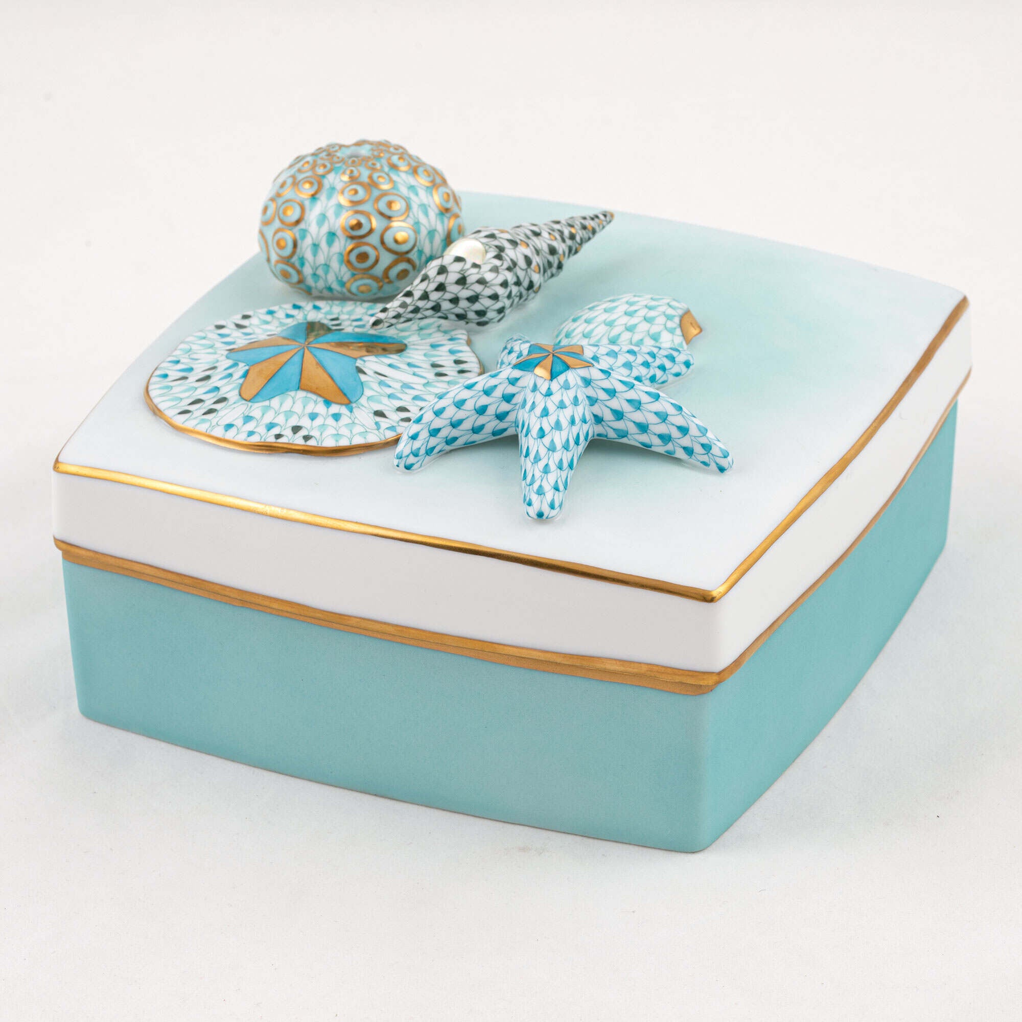 Herend Shell Box Figurine — additional view