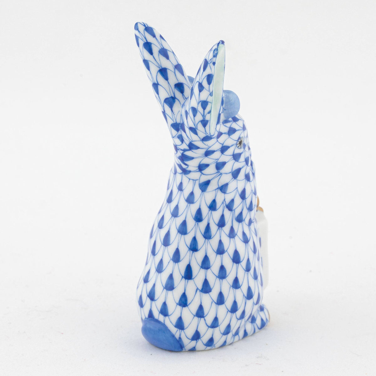 Herend Shopping Bunny Figurine – Sapphire, alternate view