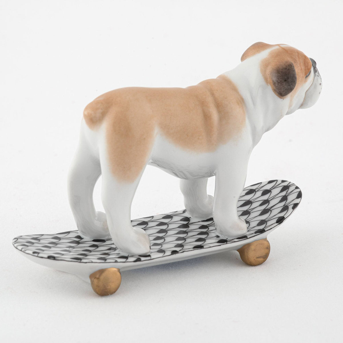 Herend Skateboarding Bulldog Figurine – Black, alternate view