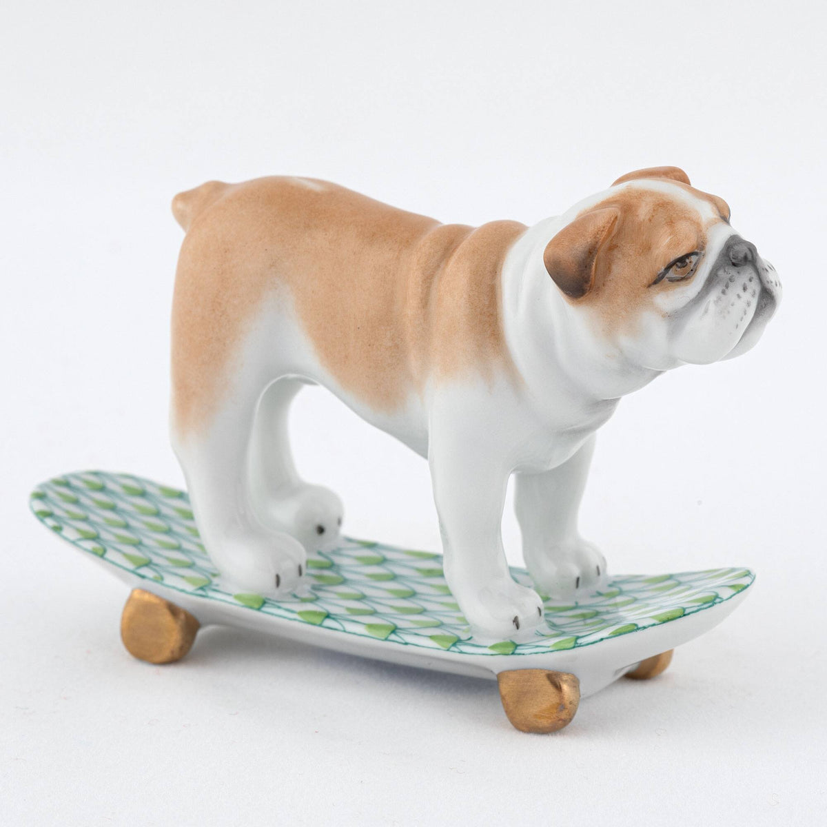 Herend Skateboarding Bulldog Figurine – Key Lime, alternate view