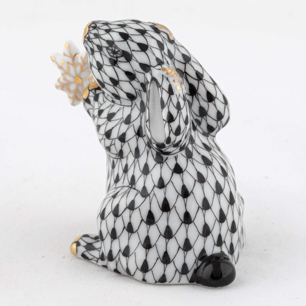 Herend Snowflake Bunny Figurine – Black, alternate view