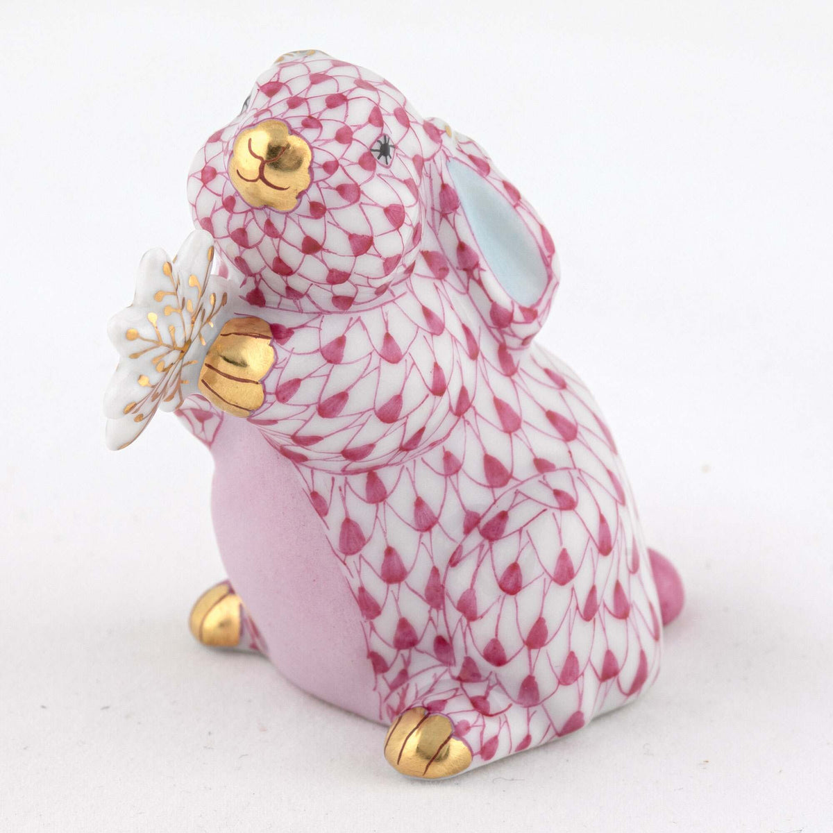 Herend Snowflake Bunny Figurine – Raspberry, alternate view