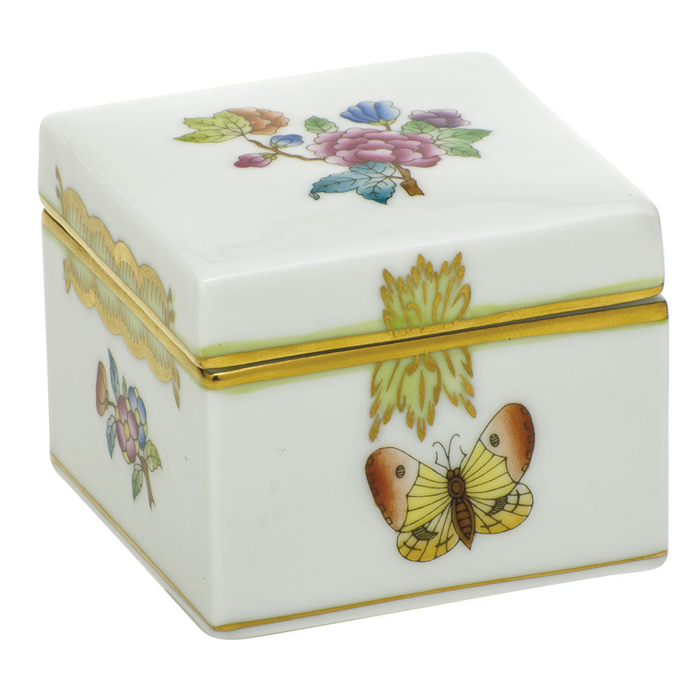 Hand-painted Herend Square Box in Multicolor fishnet porcelain on a white background