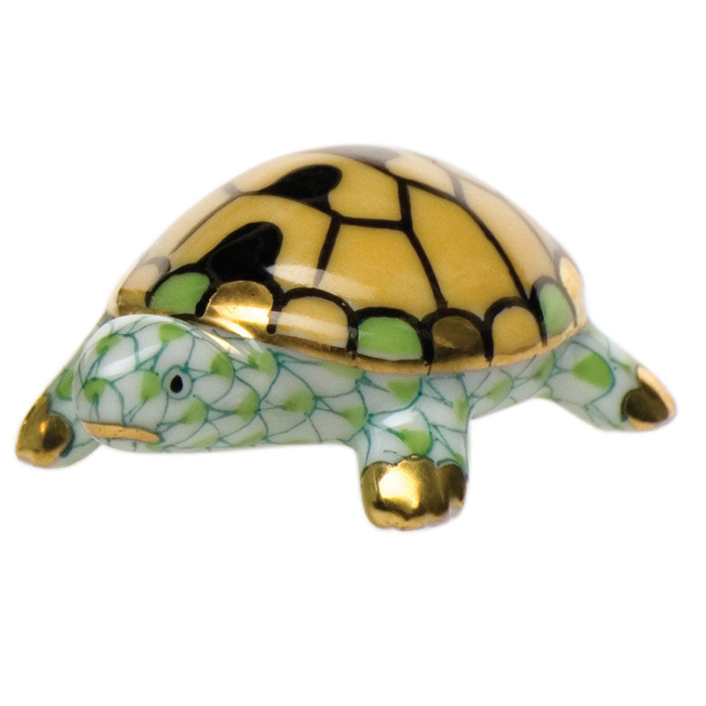 Key Lime fishnet Tiny Turtle Figurine figurine, hand-painted Herend porcelain with 24k gold accents