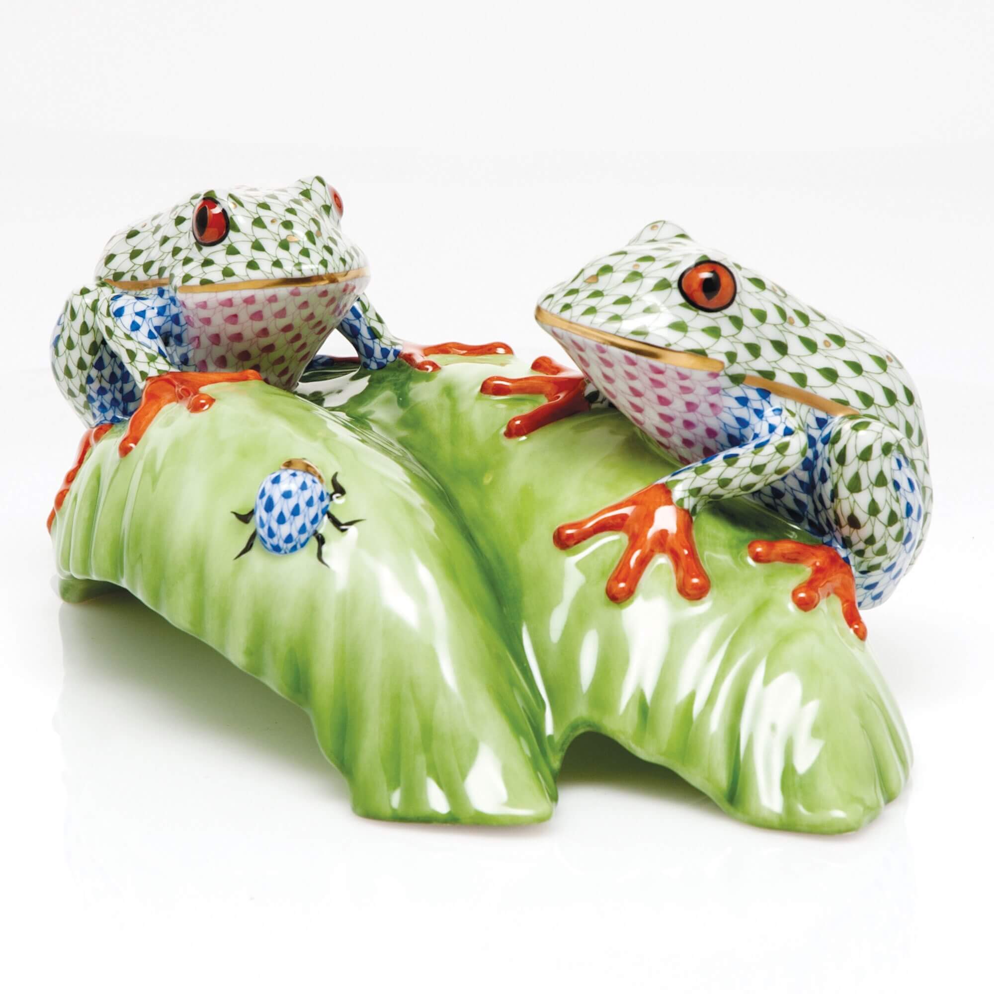 Herend Tree Frogs on Leaf Figurine — additional view