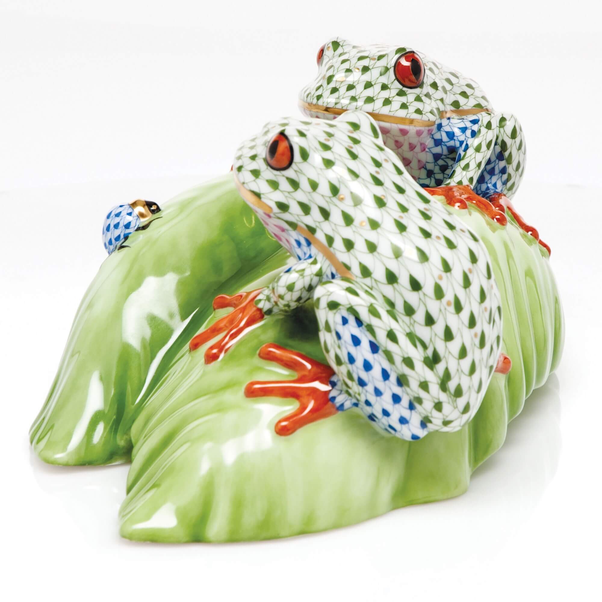 Herend Tree Frogs on Leaf Figurine — additional view