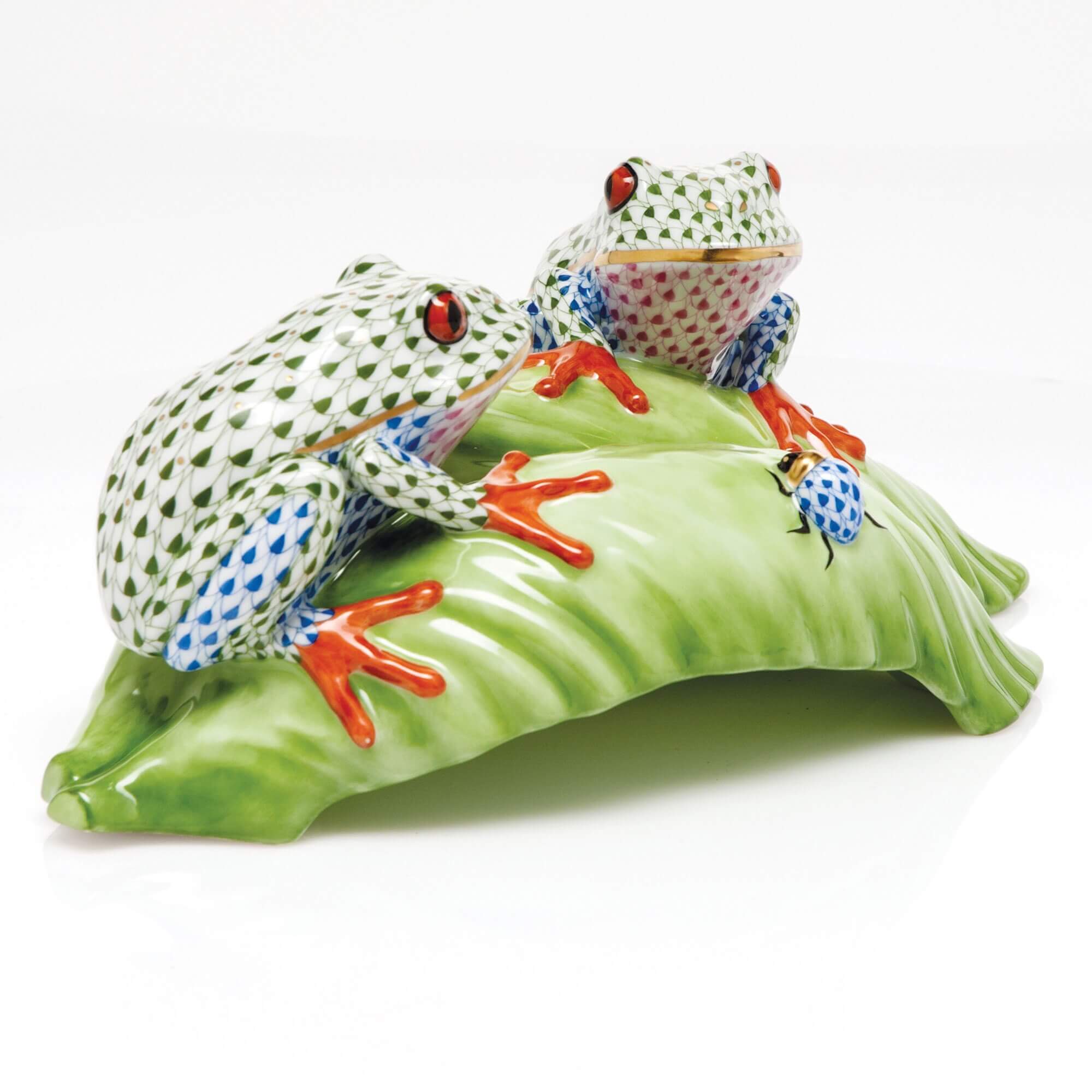 Herend Tree Frogs on Leaf Figurine — additional view