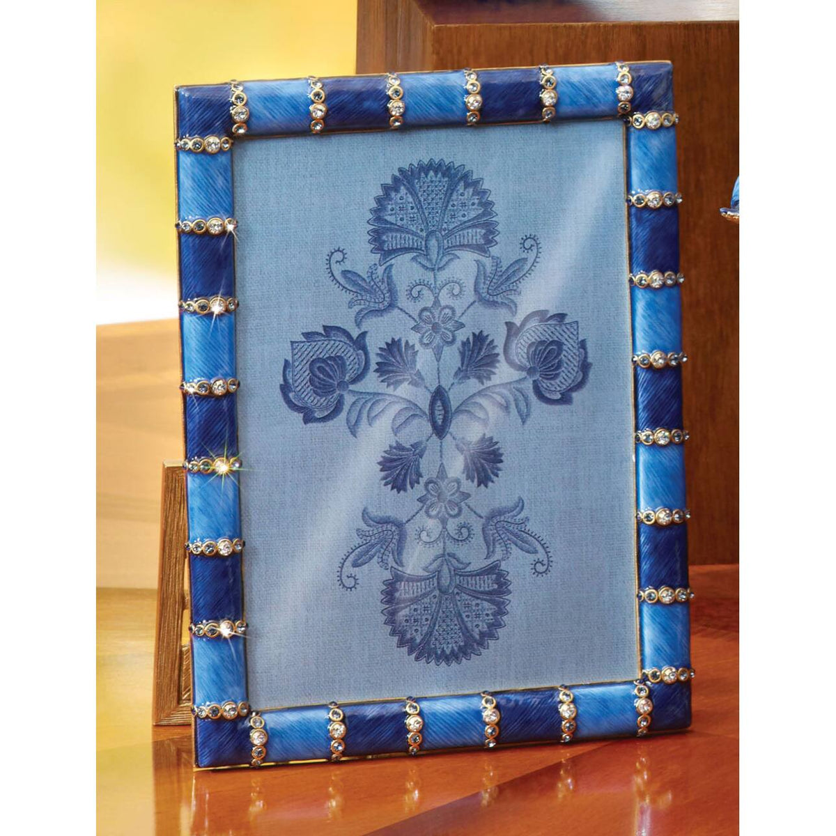 Jay Strongwater Pierce Striped 5" X 7" Frame - Delft Garden, alternate view