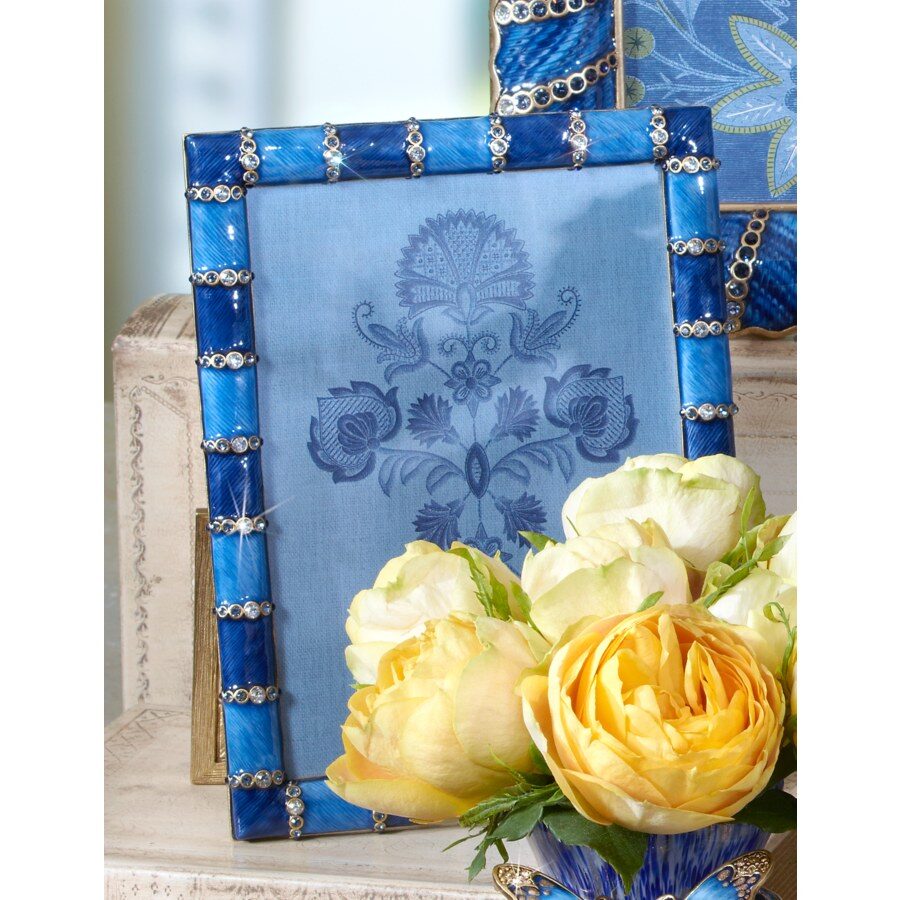 Jay Strongwater Pierce Striped 5" X 7" Frame - Delft Garden, alternate view