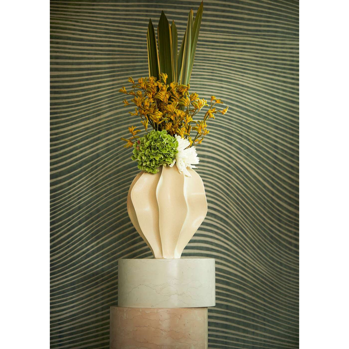 L'Objet Douro Vase - Oat - X-Large, alternate view