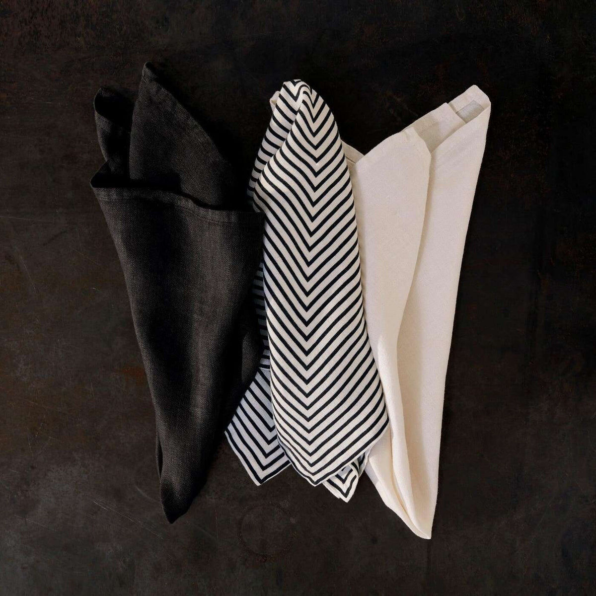 L'Objet Linen Sateen Placemats - Ecru (Set of 4), alternate view