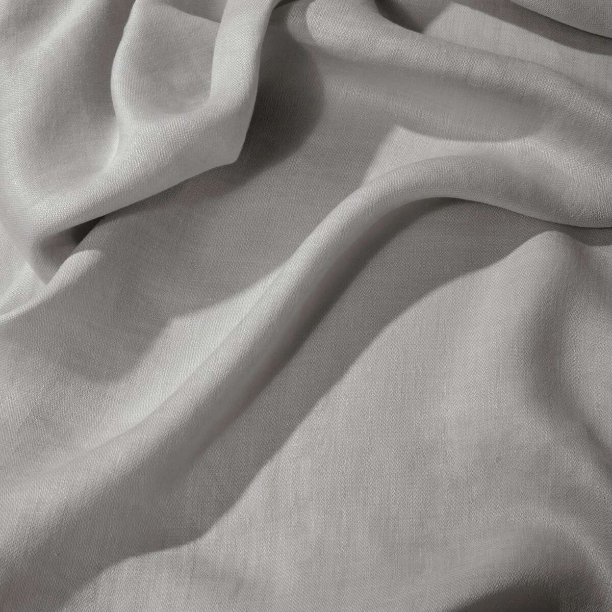 L'Objet Linen Sateen Tablecloth – Grey, alternate view
