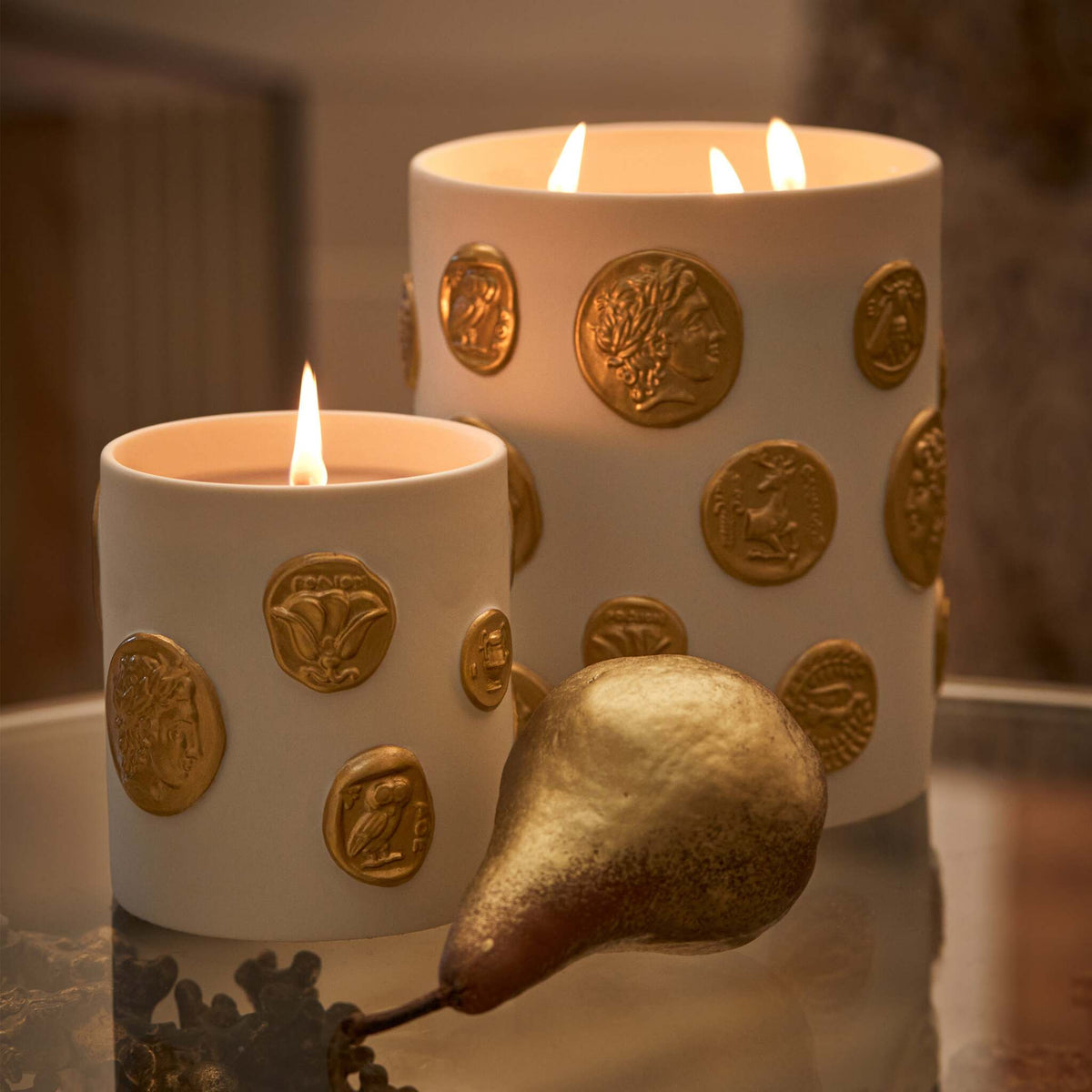 L'Objet Médaille Candle - Three Wick - Grand Bazaar, alternate view
