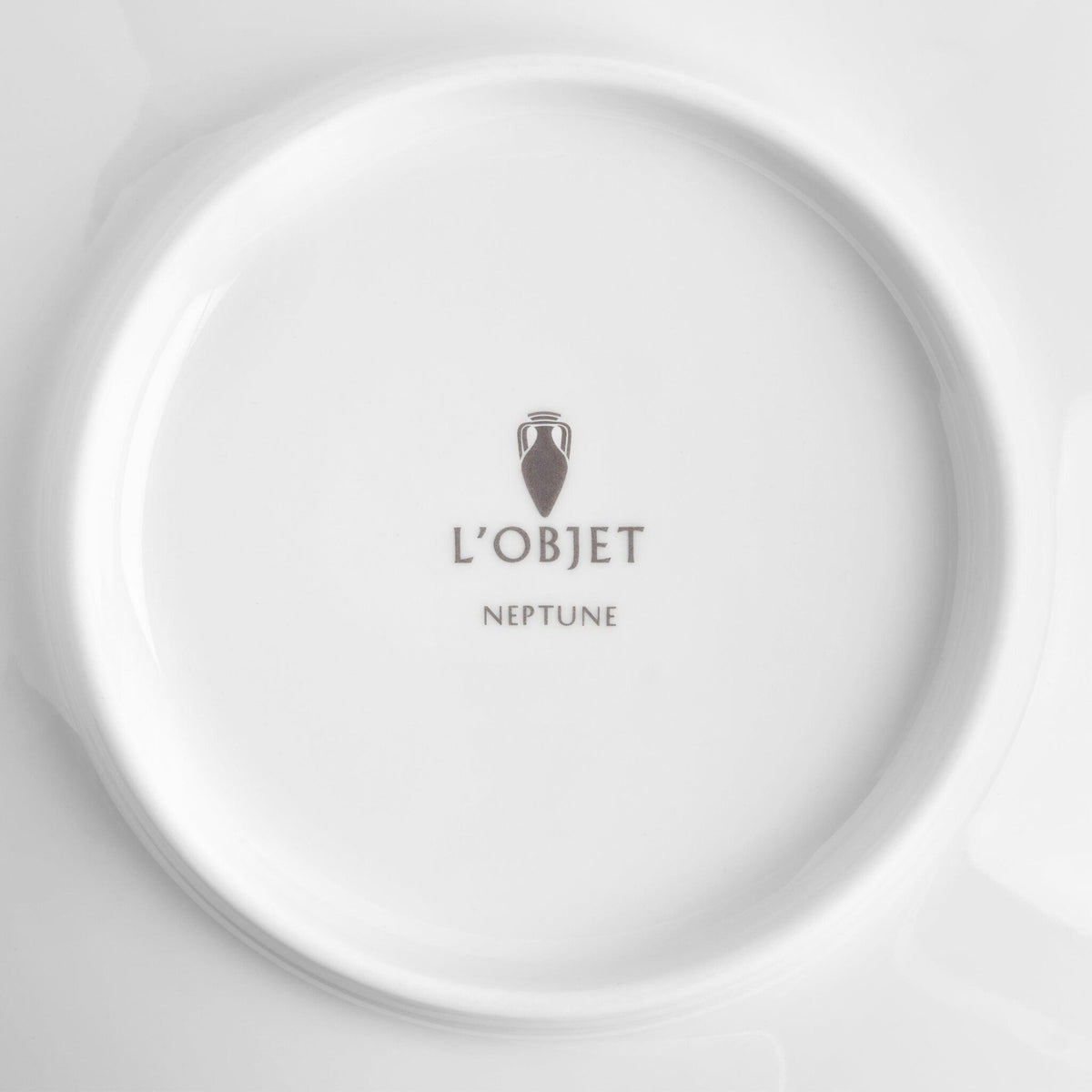 L'Objet Neptune Soup Plate – White, alternate view