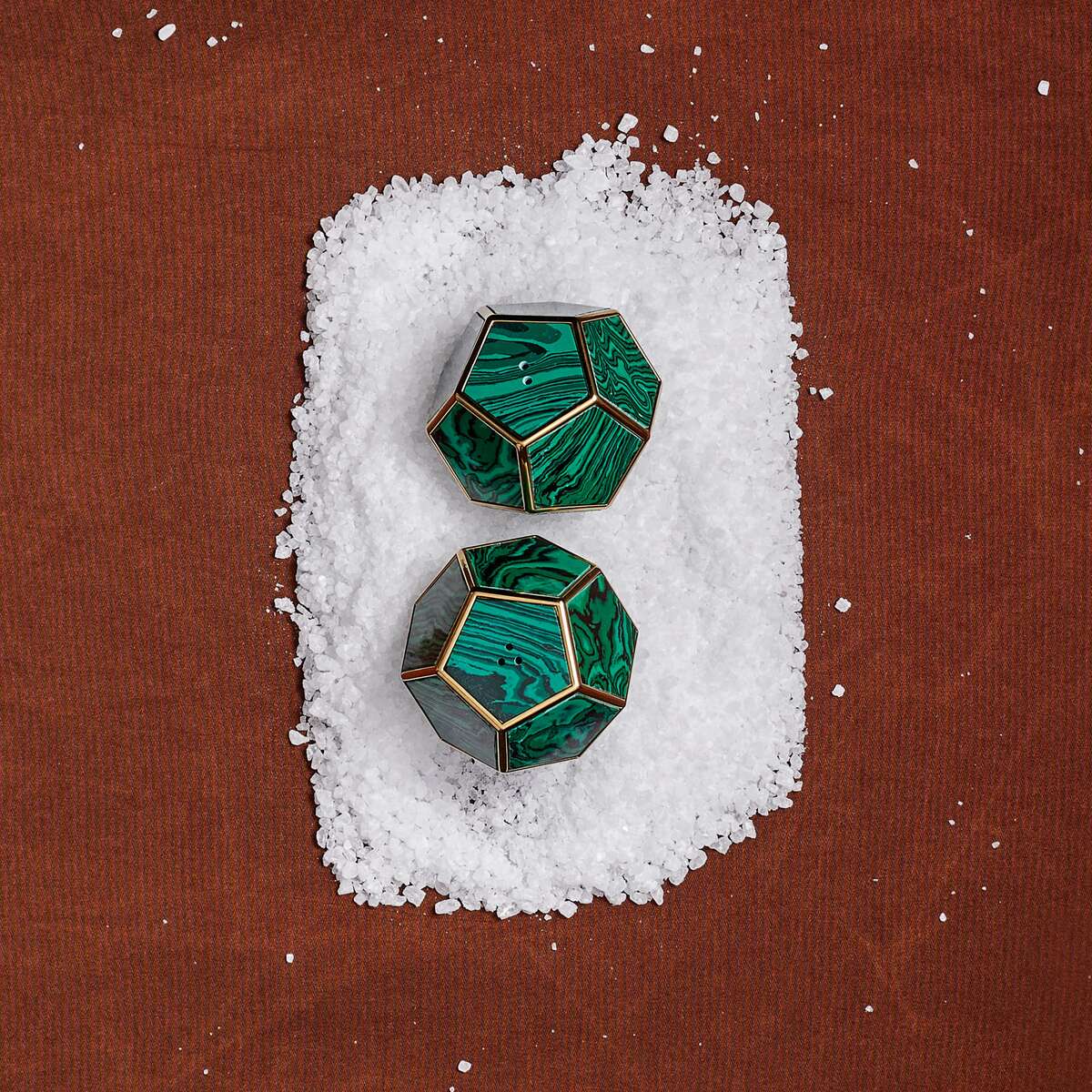 L'Objet Pentagon Spice Jewels - Malachite + 24k Gold (Set of 2), alternate view
