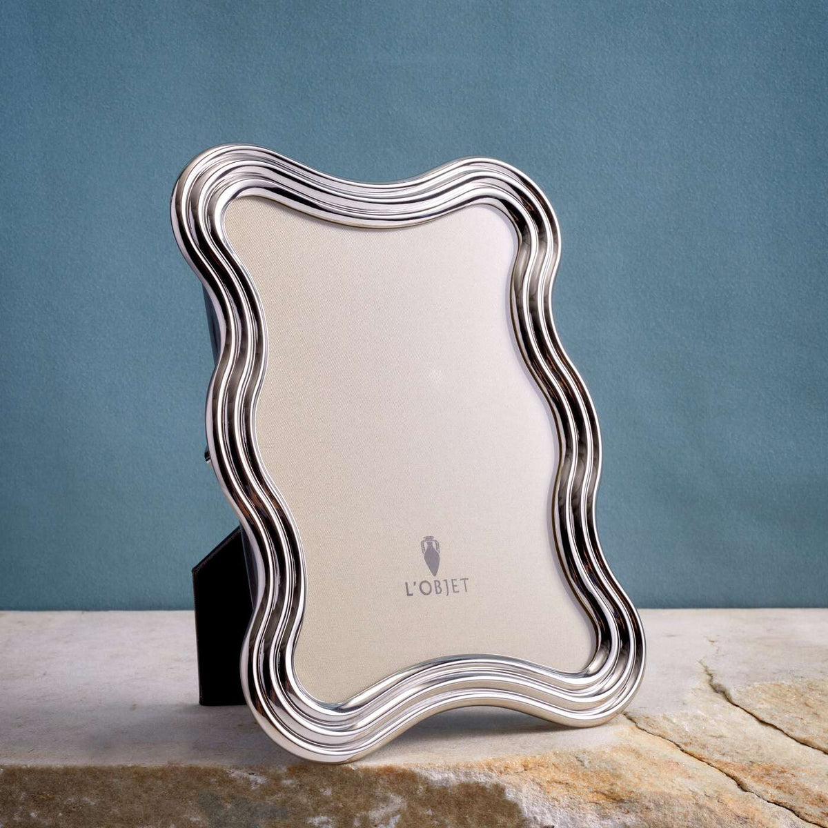 L'Objet Ripple Frame 8x10 – Platinum, alternate view
