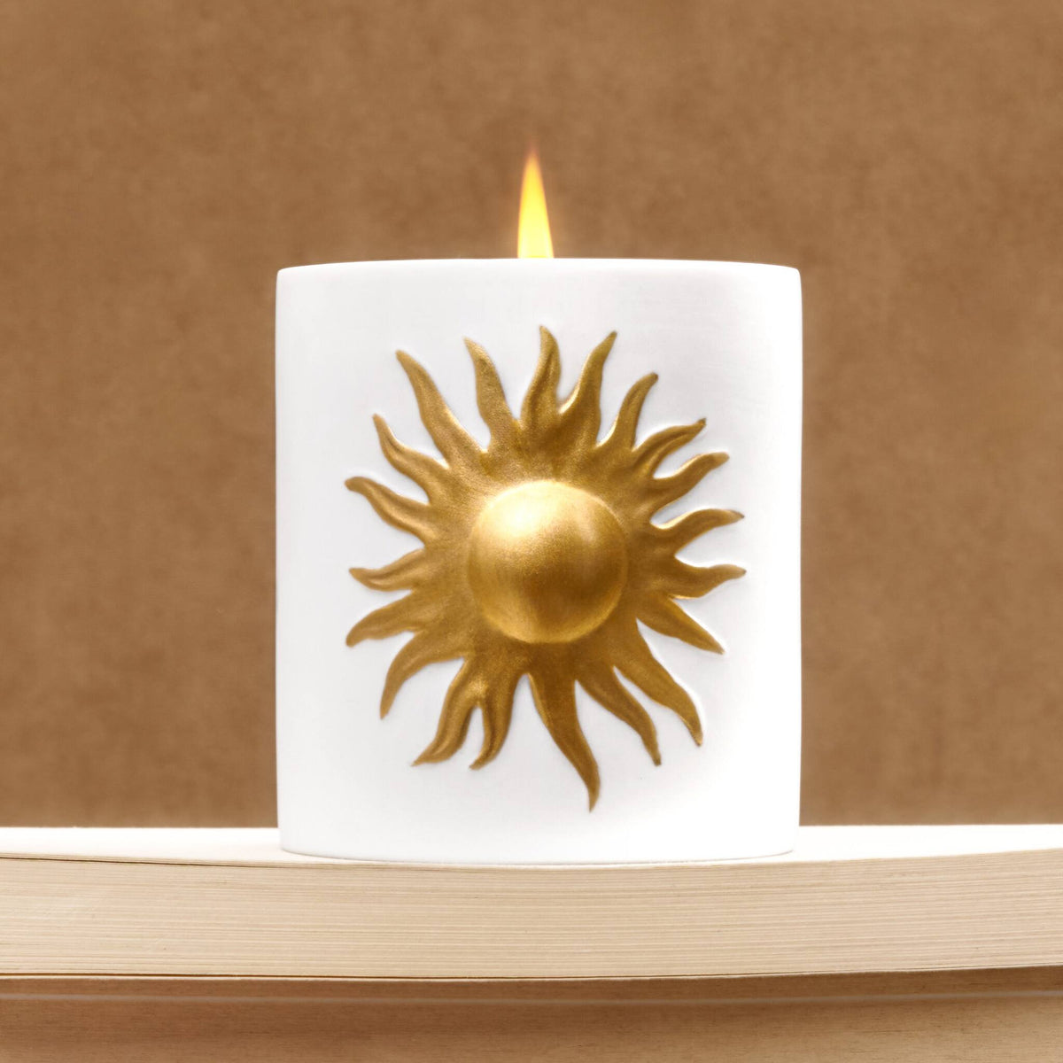 L'Objet Soleil Candle - Veti-Vert, alternate view