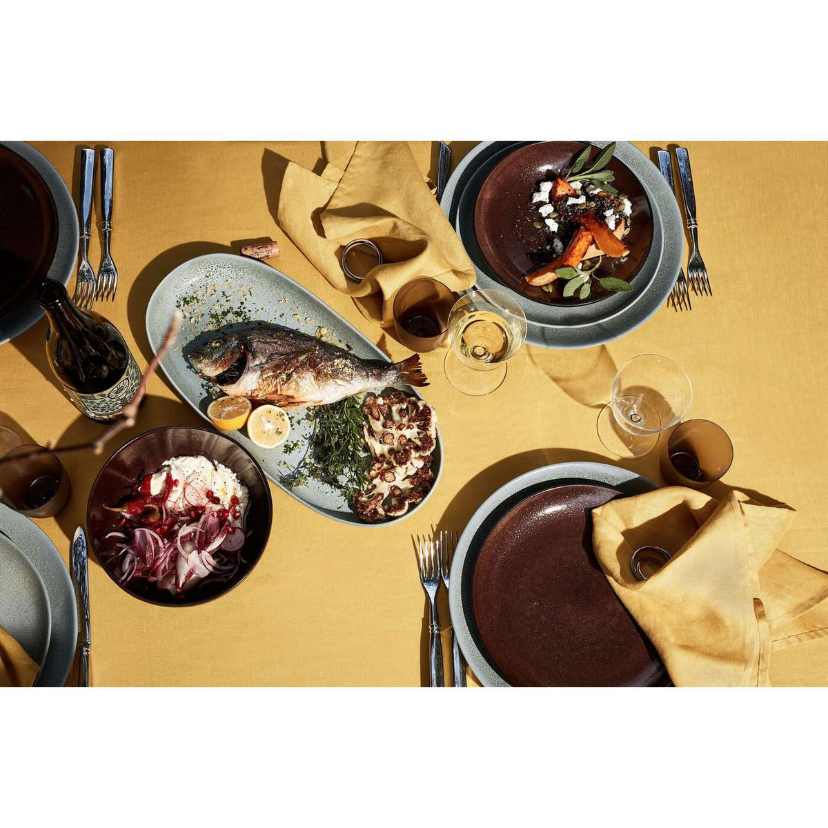 L'Objet Terra Dessert Plate - Wine, alternate view