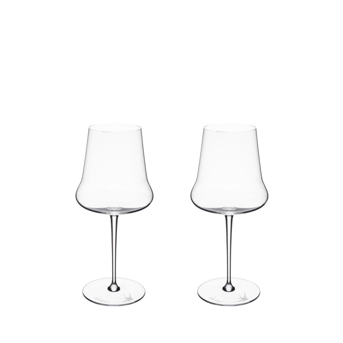 Lalique 1er Cru, Set of 2 Wine Glasses, lifestyle view