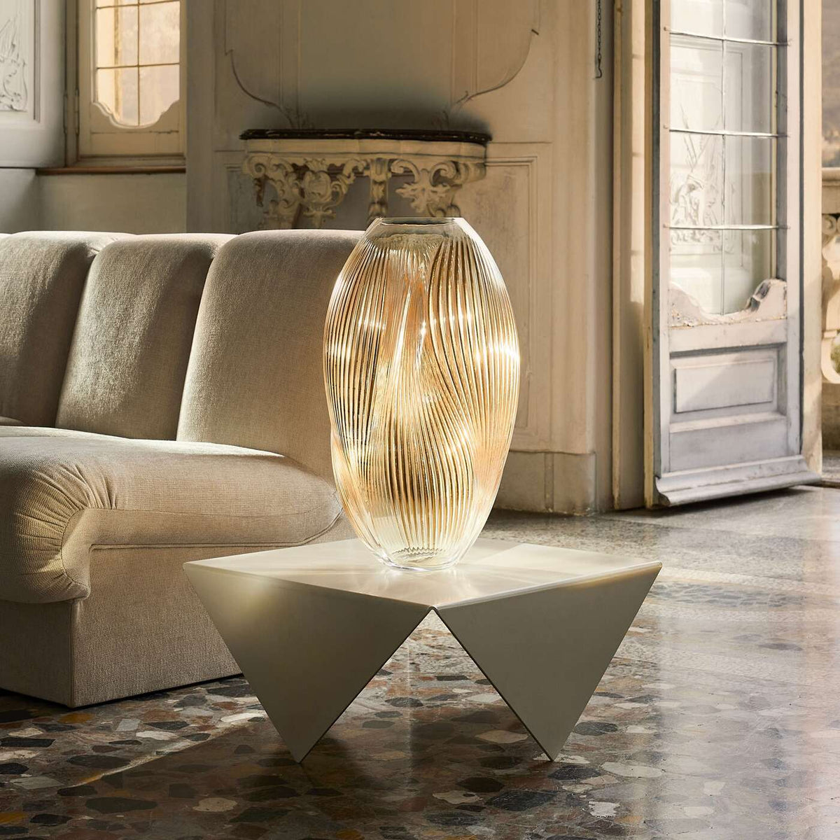 Lalique Alizé XXL Vase with Pink Gold Leaves, alternate view