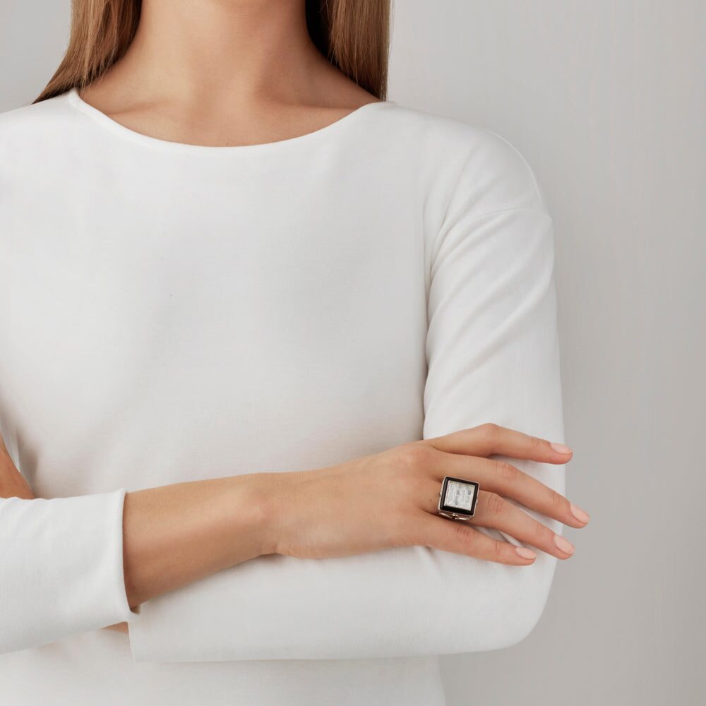 Lalique Aréthuse Ring, alternate view