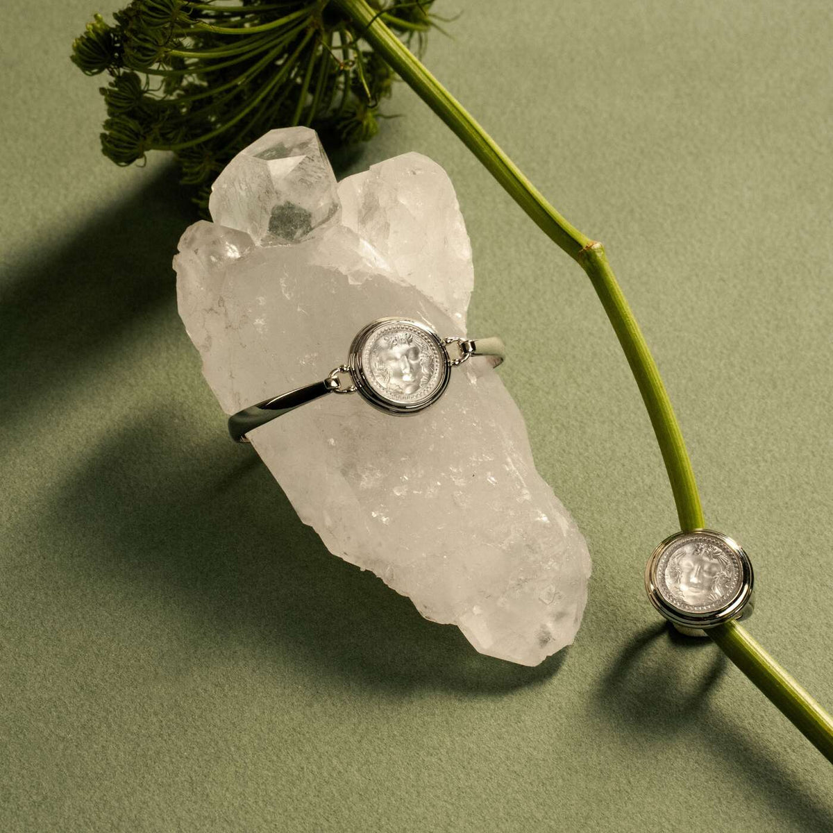 Lalique Aréthuse Round Ring, alternate view