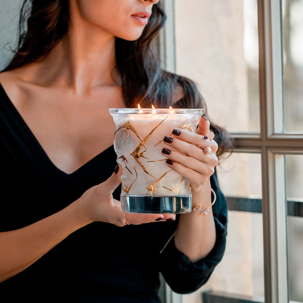 Lalique Oceans "Gold Edition", Crystal Scented Candle, alternate view
