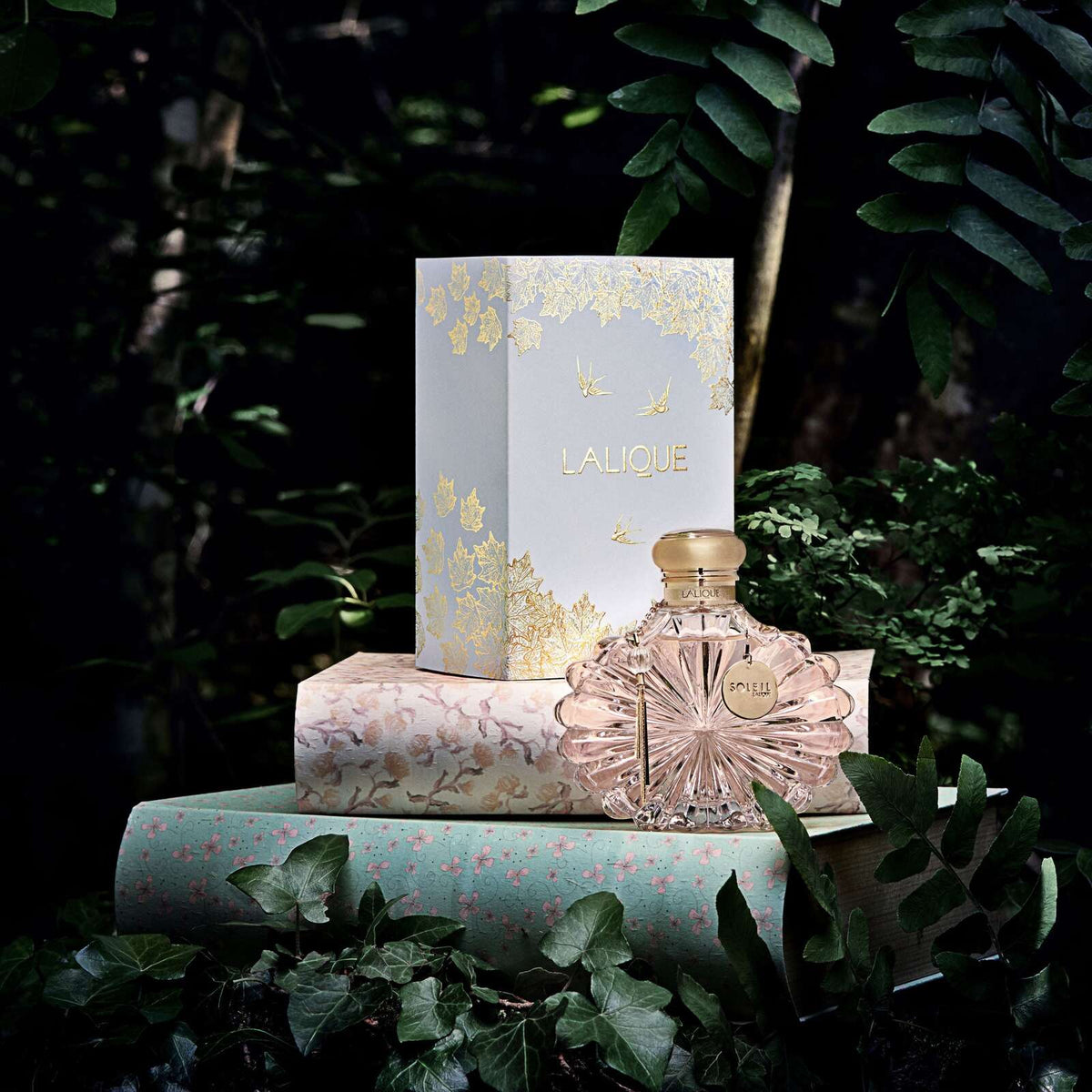 Lalique Soleil Lalique, Gift Set 2025 Perfume, alternate view