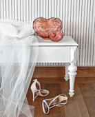 Moser Heart 10 cm in a styled setting