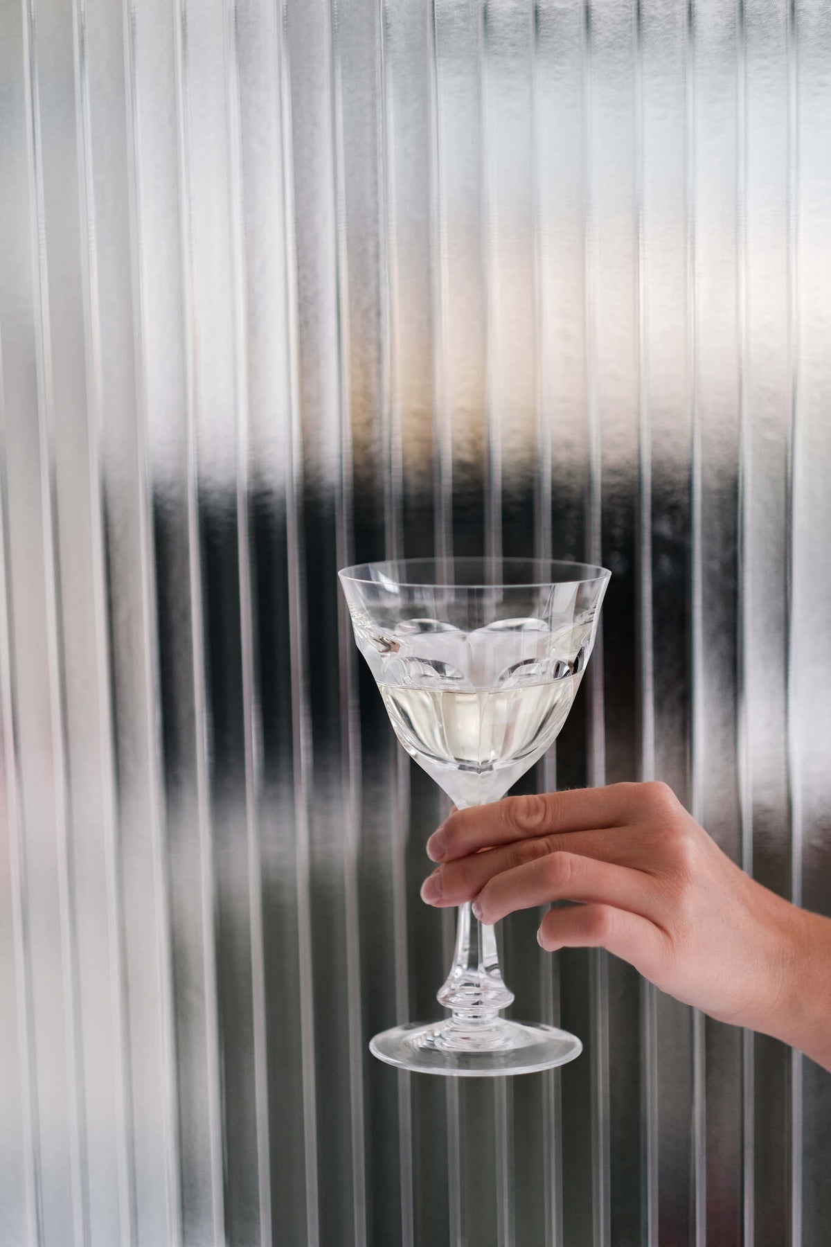 Moser Lady Hamilton Wine Glass 210 ml in a styled setting