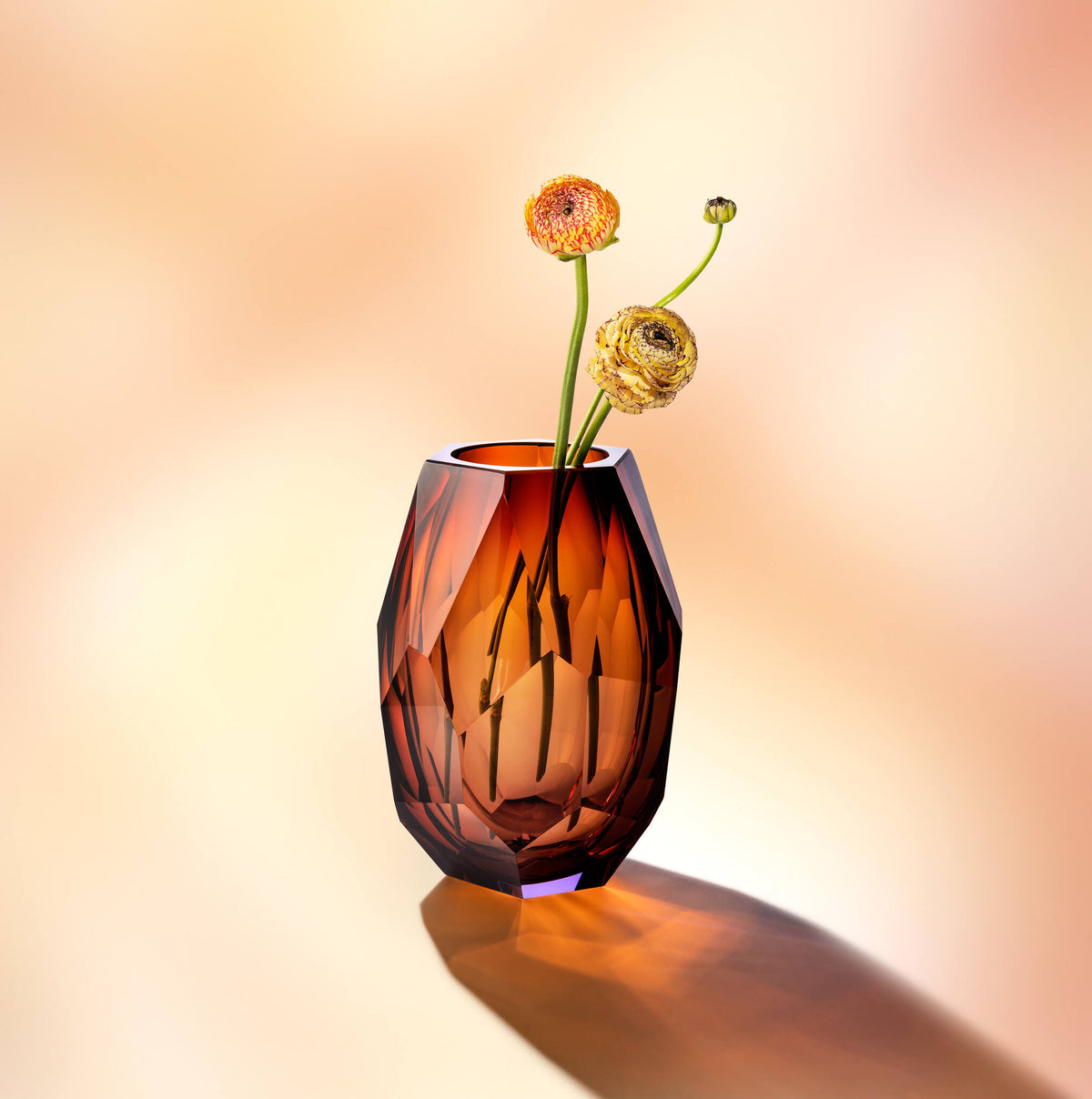 Moser Montagne Vase 21 cm in a styled setting