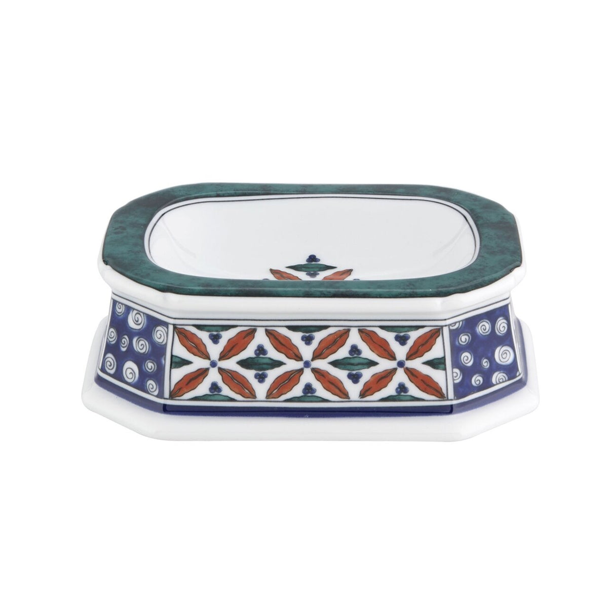 Vista Alegre Niceia Salt Cellar José Manuel on a white background