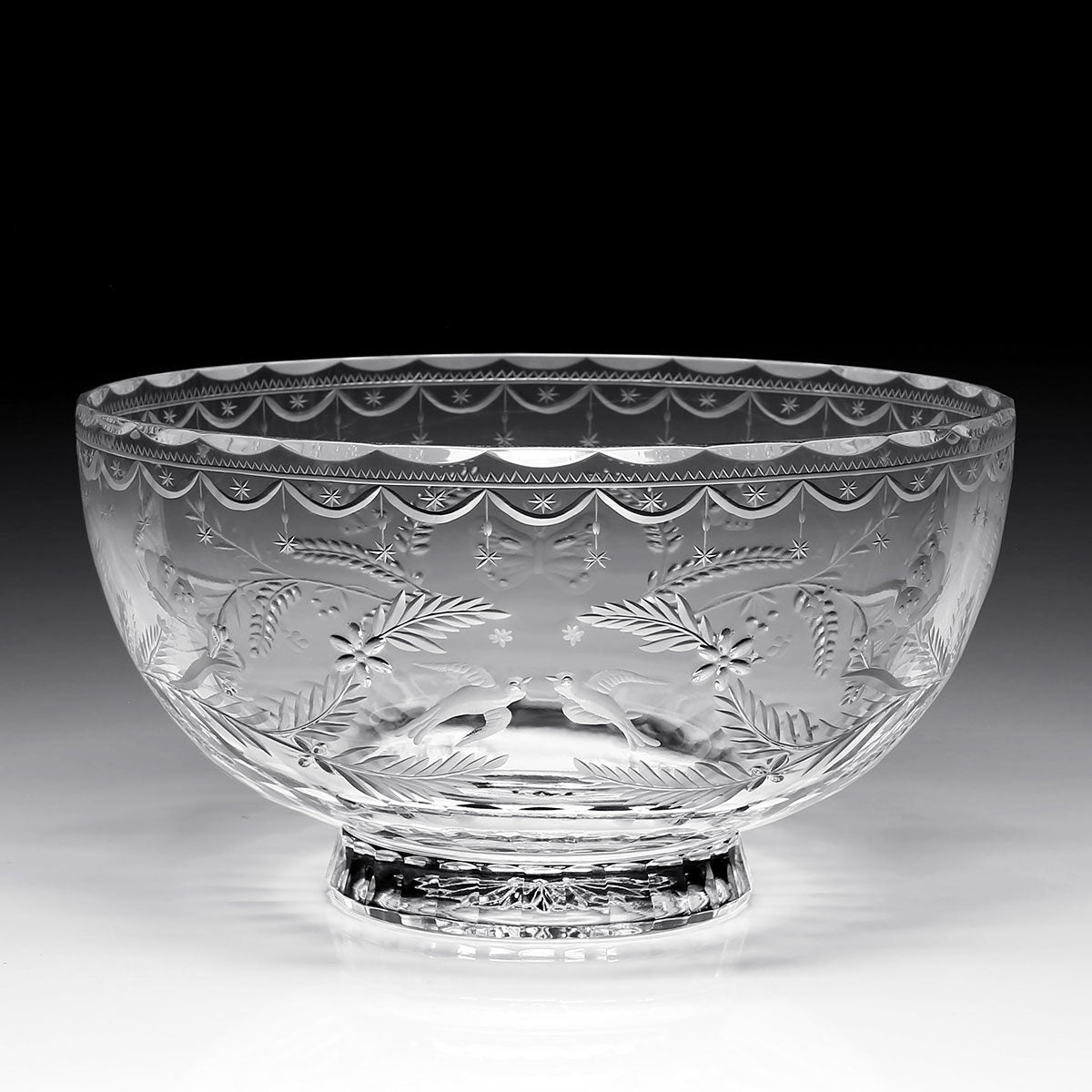 William Yeoward Abigail Wedding Bowl 9¾" / 245mm, handmade crystal, detail view