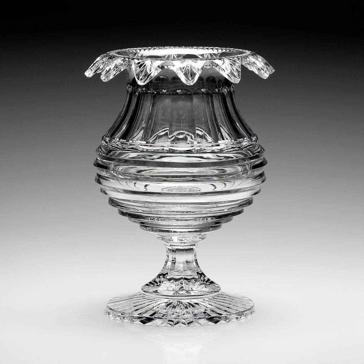 William Yeoward Andrea Vase 13" / 33cm - Limited Edition, handmade crystal, detail view