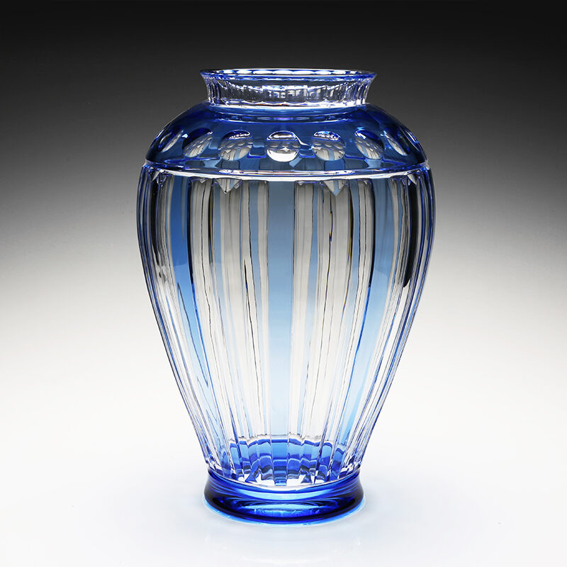 William Yeoward Azzura Prestige Vase 16" / 40cm - Limited Edition in Blue, handmade crystal, detail view