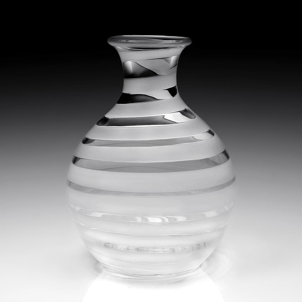 William Yeoward Bella Bianca Carafe 35oz / 1000ml in White, handmade crystal, detail view