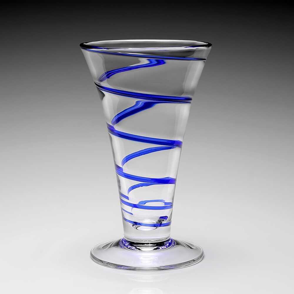 William Yeoward Bella Blue Vase 9" / 23cm in Blue, handmade crystal, detail view
