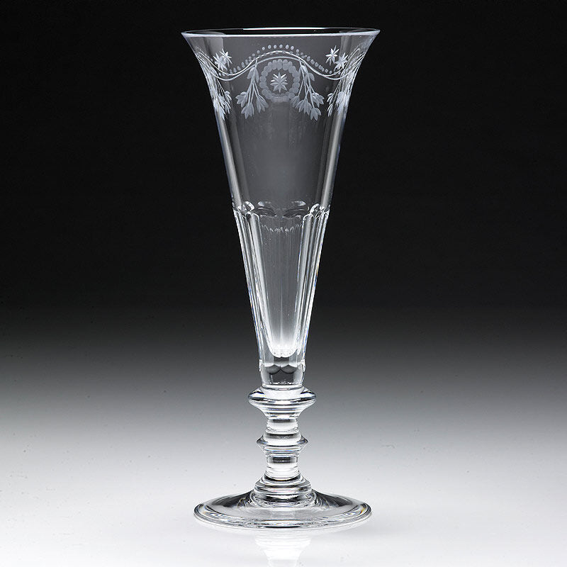 William Yeoward Bunny Champagne Flute, handmade crystal, detail view