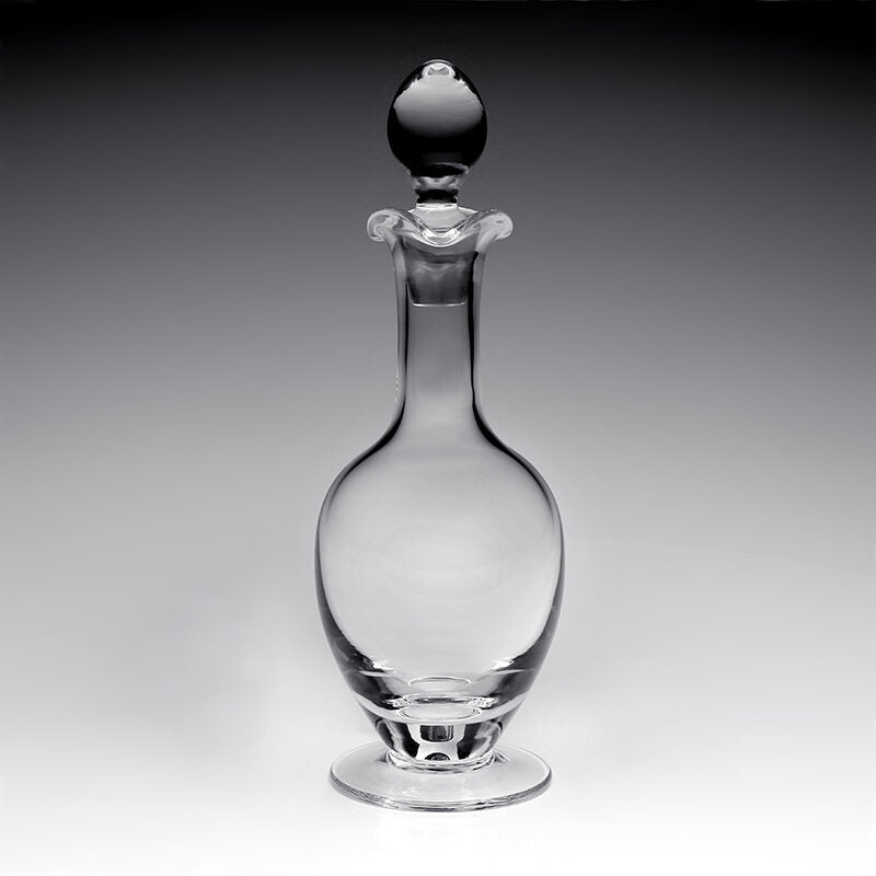 William Yeoward Classic 3 Lip Decanter with Stopper, handmade crystal, detail view